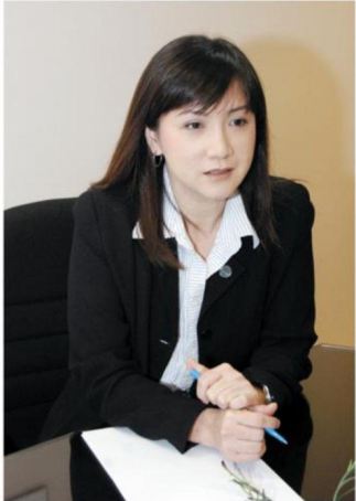 市场董事-林秋燕, Marketing Director Ms. Lim Chiew Yin